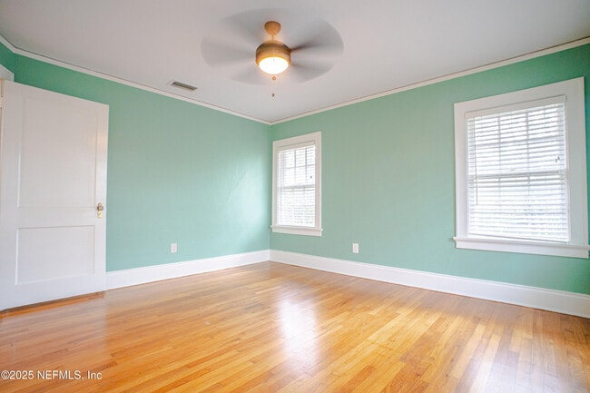 Building Photo - 1215 Landon Ave