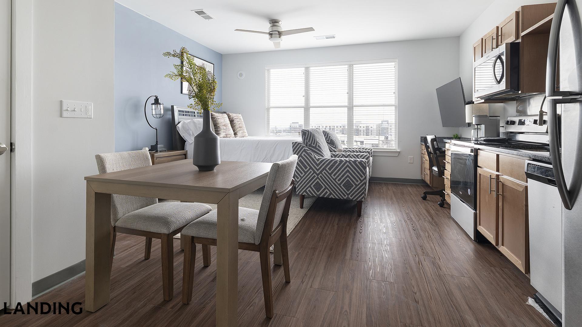 Building Photo - 302 13th St S