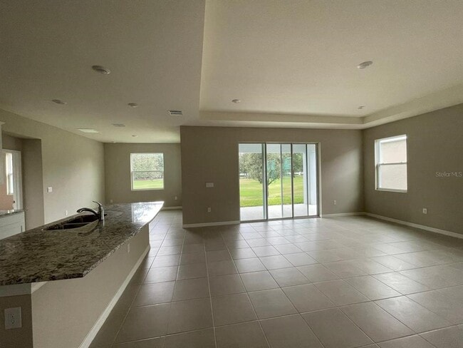 Building Photo - 4970 NW 39th Lp