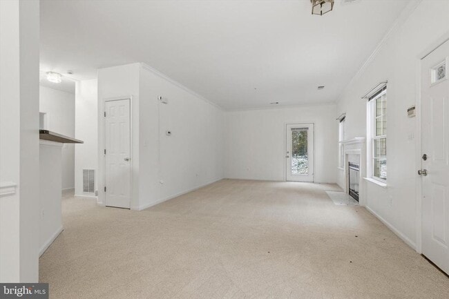 Building Photo - 1640 Fallowfield Ct