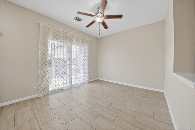 Building Photo - 8118 Barnes Ridge Ln