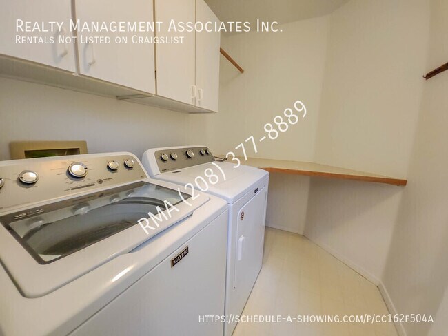 Building Photo - Beautiful and Spacious 2 Bedroom, 2 Bathro...