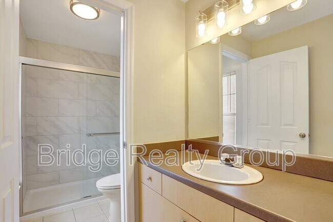 Building Photo - 735 Siena Palm Dr