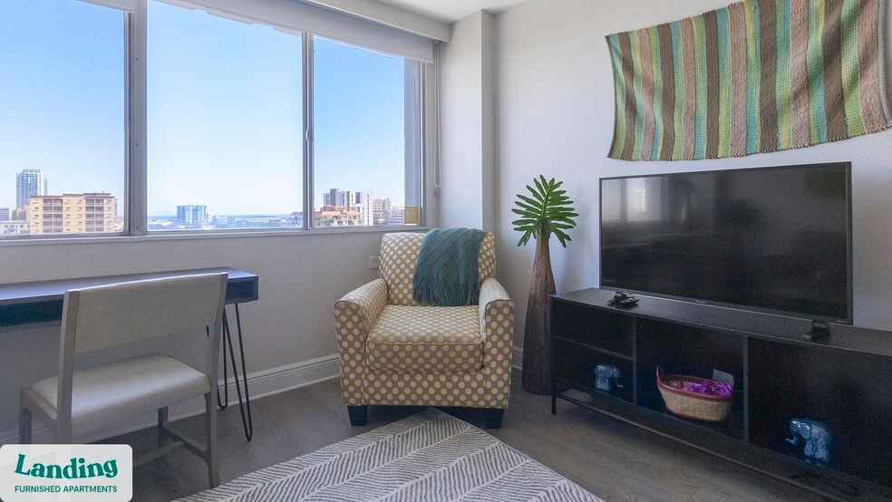 Building Photo - 305 Dr. M.L.K. Jr St S