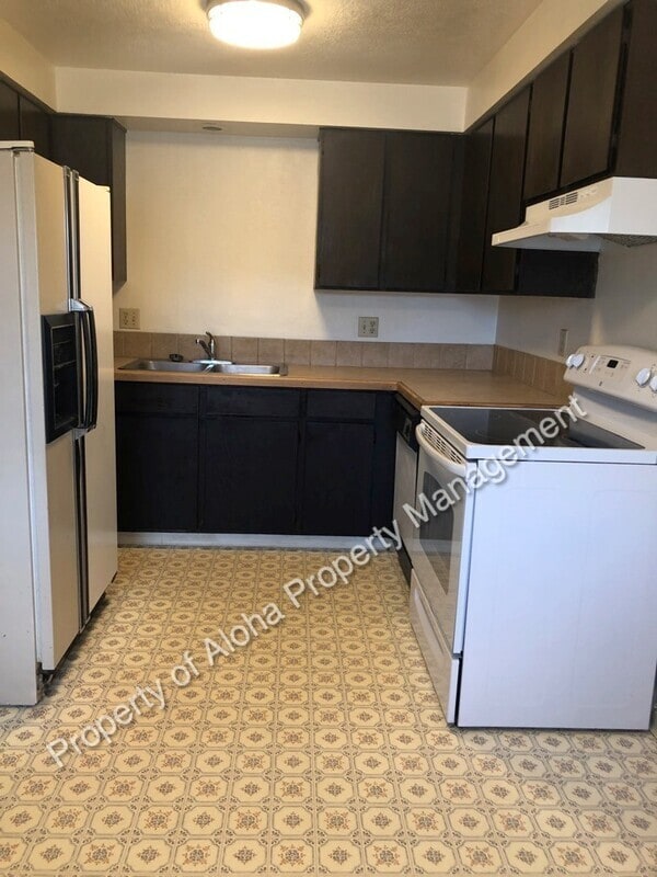 Building Photo - 1111 N Arthur Ln