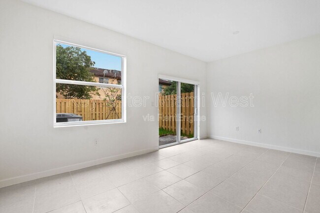 Building Photo - 12136 SW 268th St