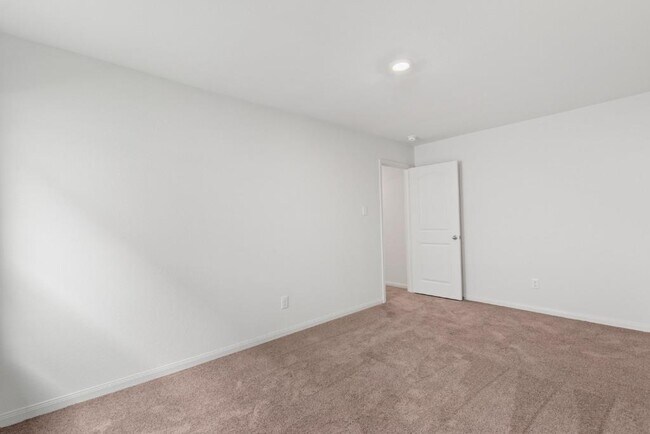 Building Photo - 173 Allington Cir