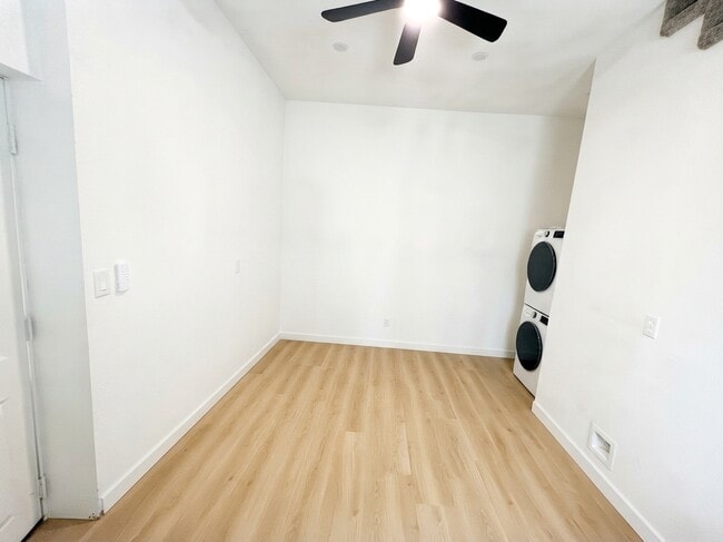 Building Photo - 110 E 300 S