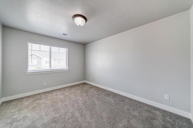 Building Photo - 1778 N 3720 W
