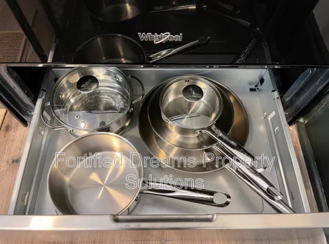 Building Photo - 720 S Broad St