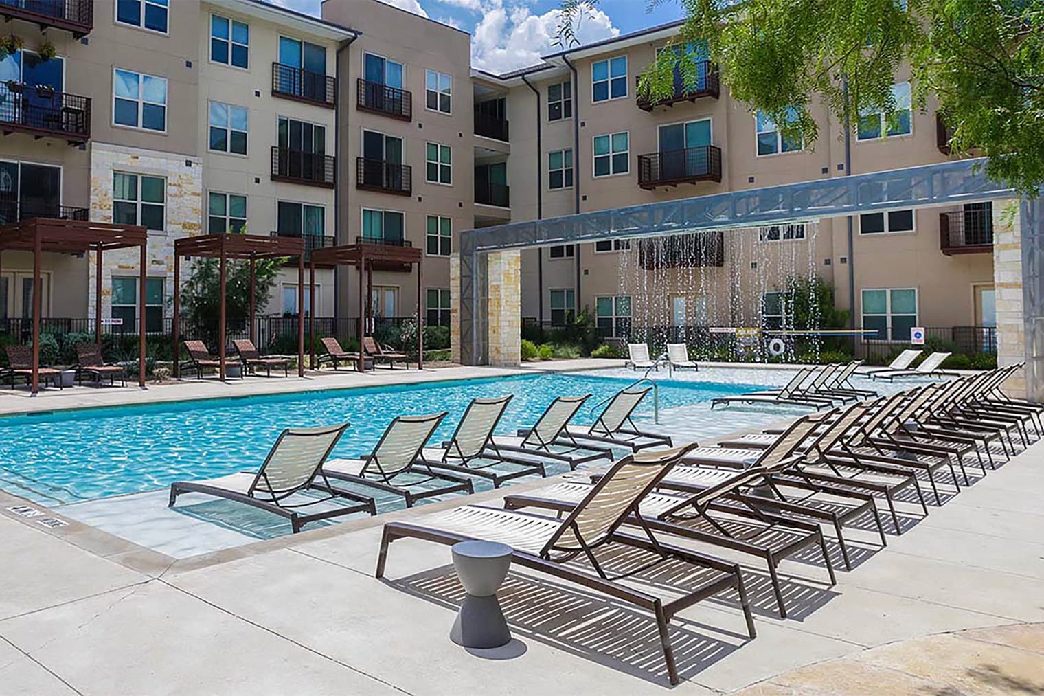 Building Photo - 3210 Esperanza Crossing