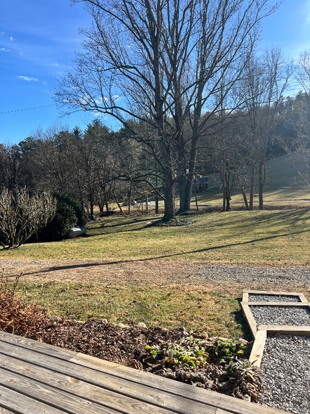 Building Photo - 232 Lone Cedar Dr