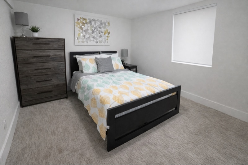 Building Photo - 1557 W Dakota Ave