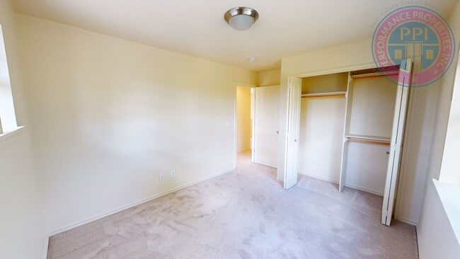 Building Photo - Bethany - Luxury Home, Central Air-Conditioning, Community Pool, Pet Welcome