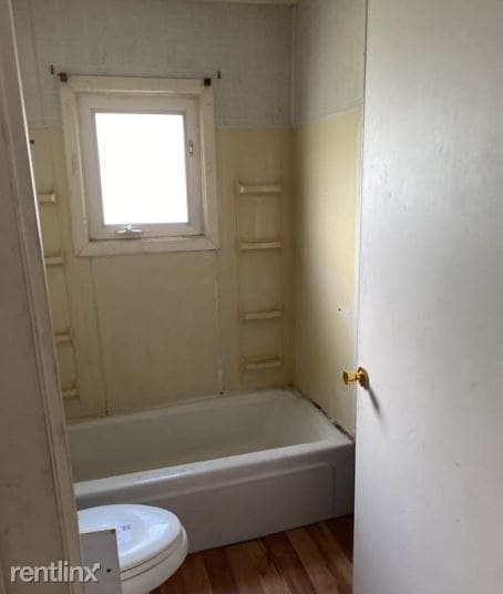 Building Photo - 3 br, 1 bath House - 907 W Webster St