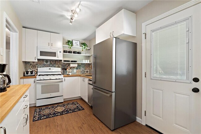 Building Photo - 4602 Chiappero Trail