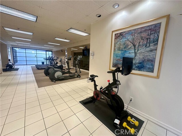 Building Photo - 600 W 9th St