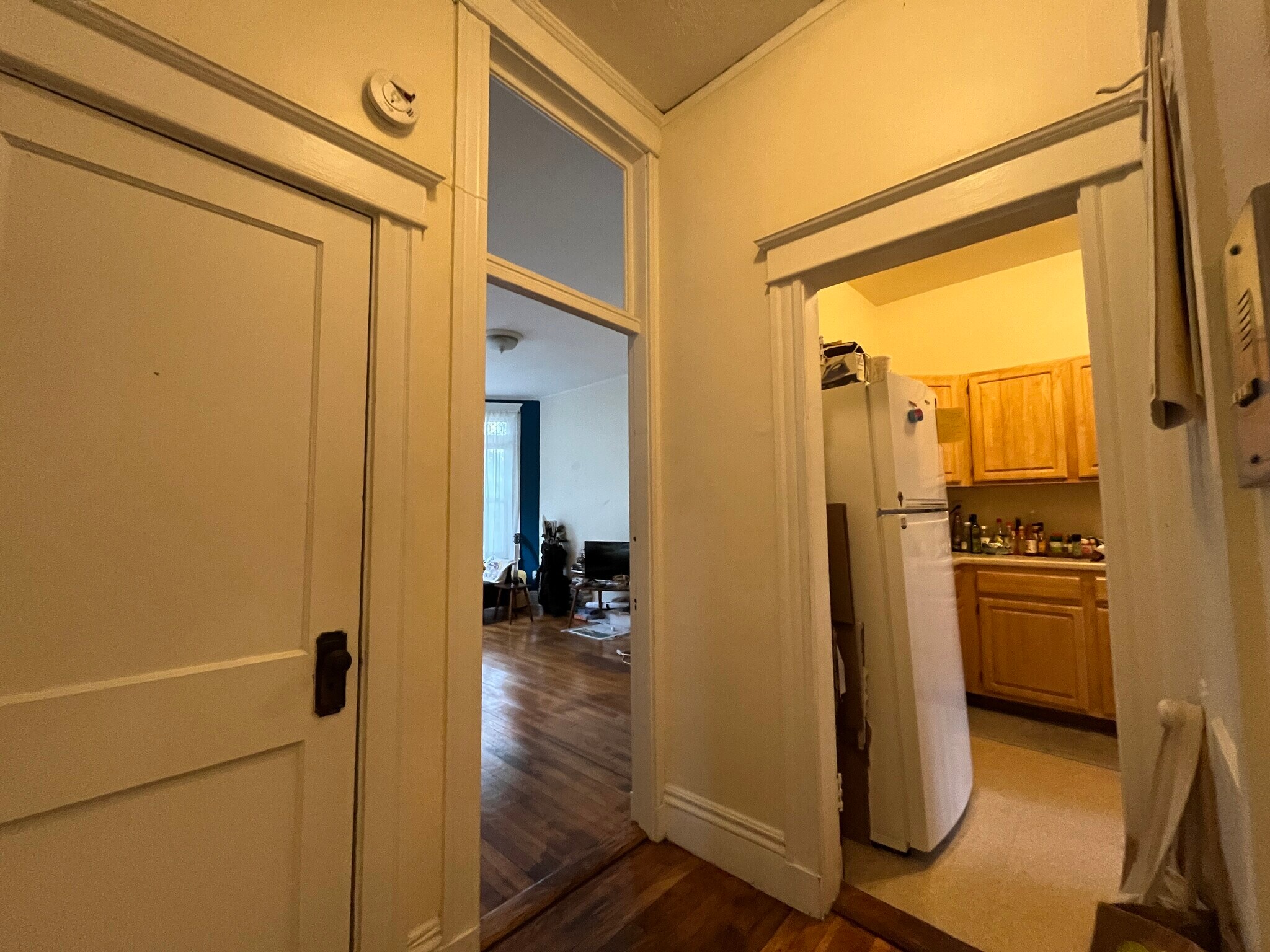 Building Photo - 376 Riverway