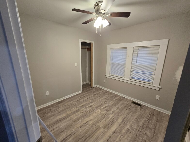 Bedroom 1 - 160 W Seaview Ave