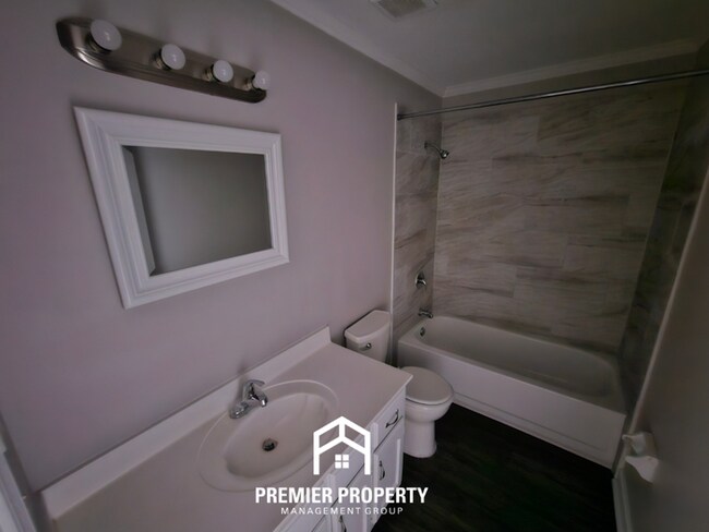 Building Photo - 6627 Winding Birch Dr