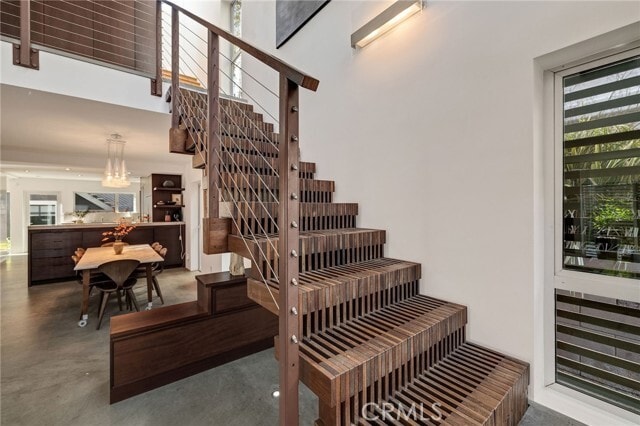 Building Photo - 27 Driftwood St