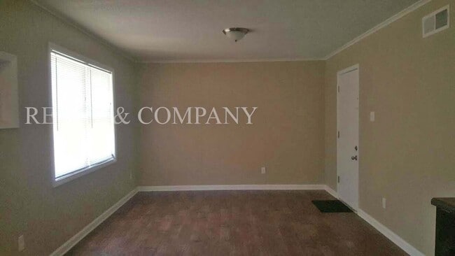 Building Photo - 4225 Arrowhead Rd