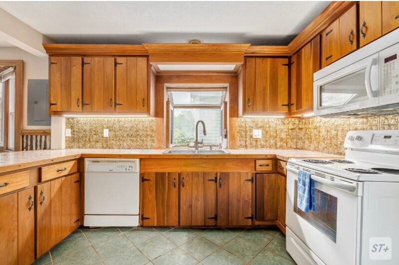 Building Photo - 29 Wood Trail