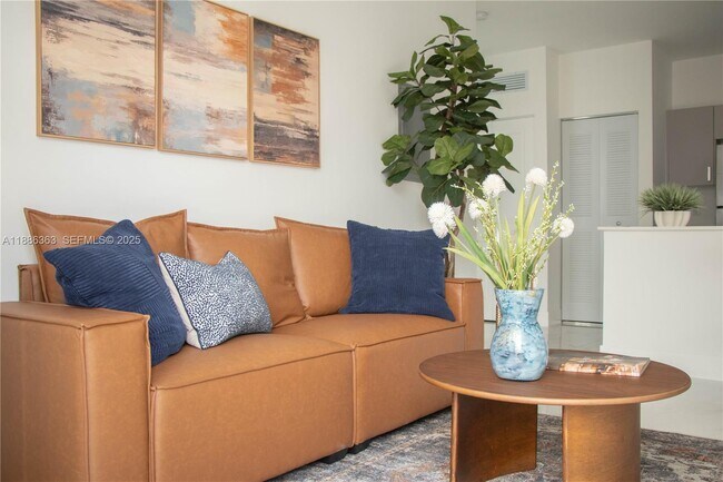 Building Photo - 1455 W 29th St