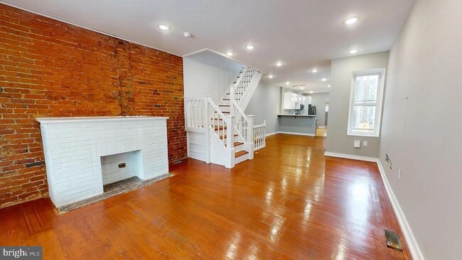 Primary Photo - 135 S 54th St
