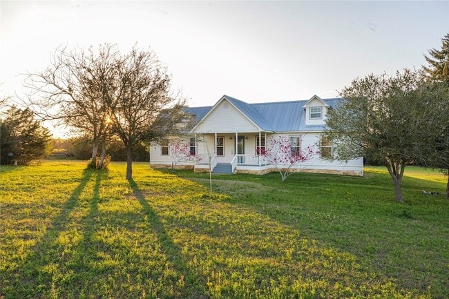 Building Photo - 3831 Meadow View Ln