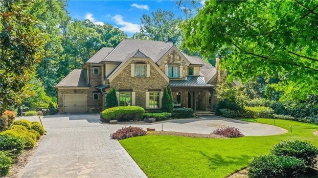 Building Photo - 5265 Peachtree Dunwoody Rd NE