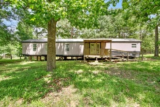 Building Photo - 25494 Deepwood Dr