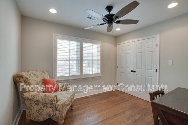 Building Photo - 805 Rison Ave NE