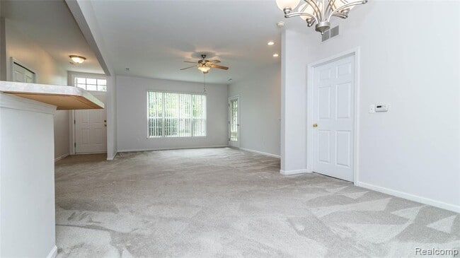 Building Photo - 3106 Chesapeake Cir