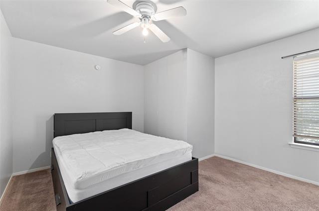 Building Photo - 716 W Mulberry St