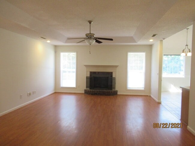 Building Photo - 6775 J J Roberts Dr