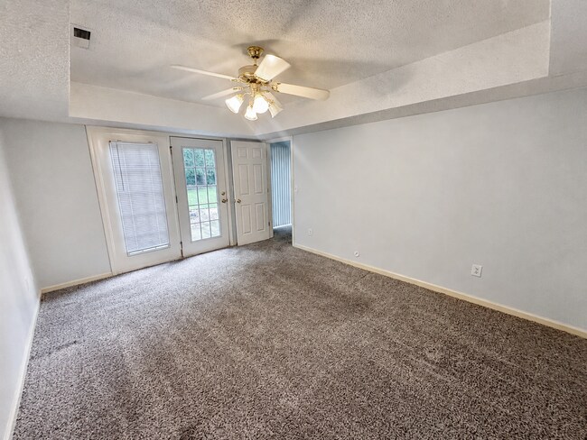 Building Photo - 303 Berkeley Dr
