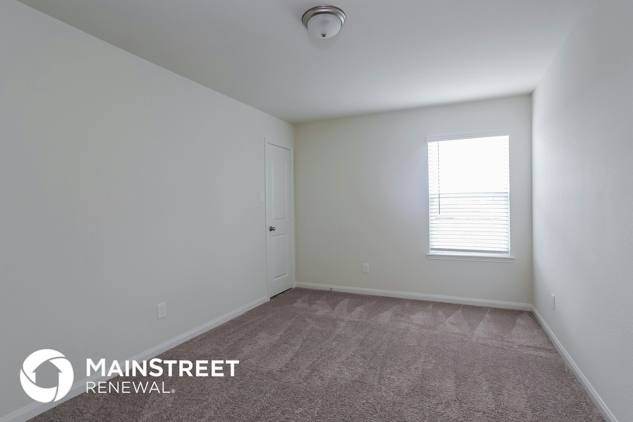 Building Photo - 27008 Leonardo Dr