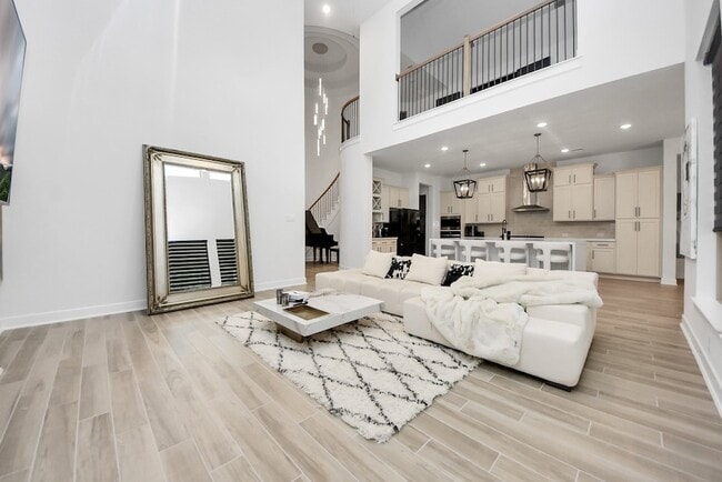 Building Photo - 29021 Red Lp Dr