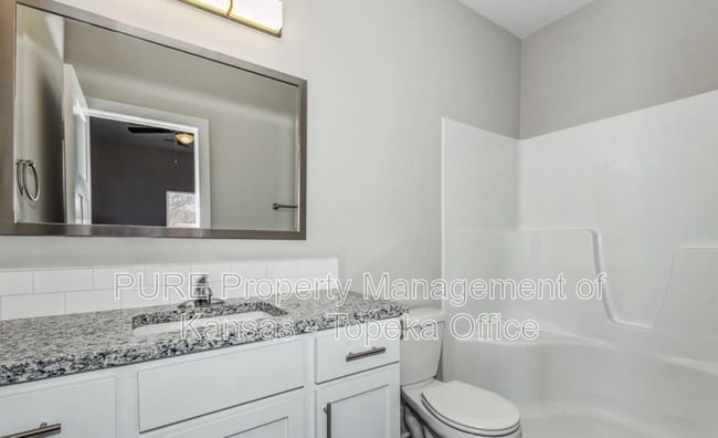 Building Photo - 3618 W 45th St S