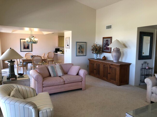 Building Photo - Amazing Golf Course Home in 45+ Active Adult Resort Community!!!  Available for April 16, 2026 th...