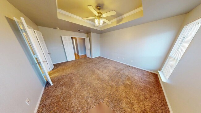 Building Photo - 601 Cattail Cir