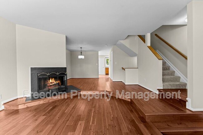 Building Photo - 8644 Sanderling Dr