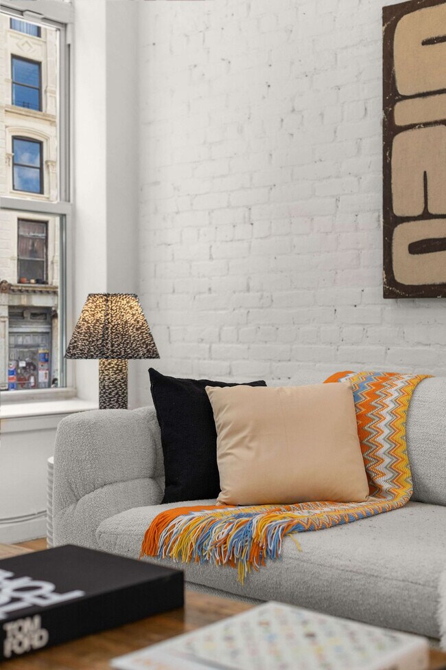 Building Photo - 69 Leonard St