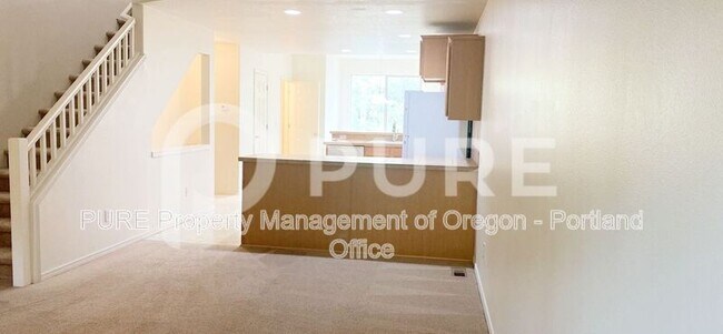 Building Photo - 1572 SW 175th Ave