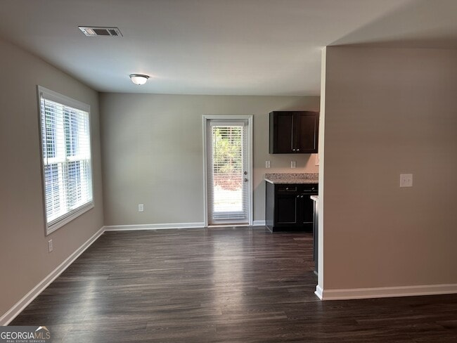 Building Photo - 24 Mill Stream Ct