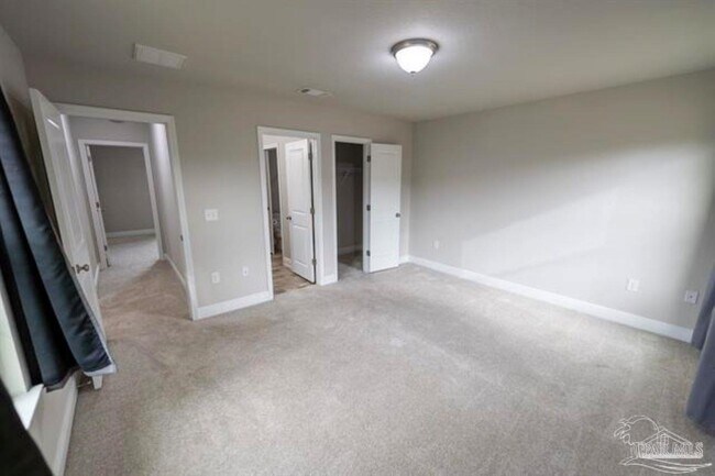 Building Photo - 1060 Bretts Way