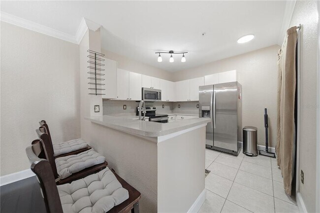 Building Photo - 204 E South St