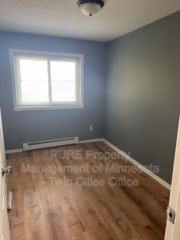 Building Photo - 1562 Motor Ave