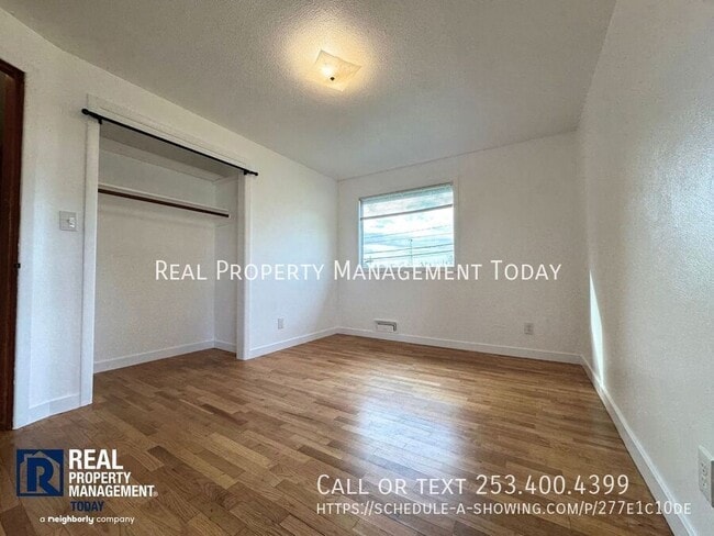 Building Photo - 2344 N Winnifred St